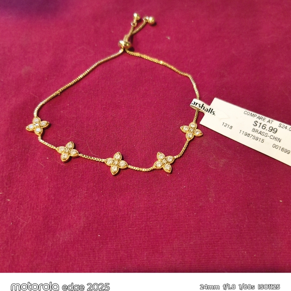 Jewelry - Gold Floral Bracelet